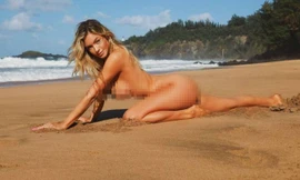 Hannah Palmer chụp khỏa thân nóng 'bỏng rẫy'