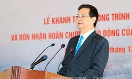 Thủ tướng cắt băng khánh thành công trình Thủy điện Sơn La