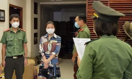 Thực hiện lệnh bắt đối với Văn Thị Thuỳ Tiên. Ảnh: K.C