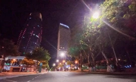 Đường phố Đà Nẵng vắng lặng sau chỉ thị giãn cách mới
