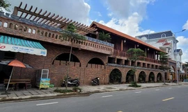 Biệt phủ của đại gia ở Quảng Ngãi xây lố trên đất lúa, đất Nhà nước