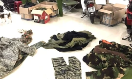 Livestream quảng cáo áo lính nước ngoài, một cửa hàng bị công an ‘sờ gáy’ 