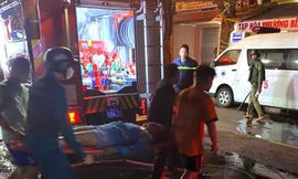 Cứu sống 2 người trong vụ cháy ở trung tâm Đà Nẵng 