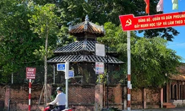 Nhà lục giác xây dựng trái phép trên đất Bảo tàng tỉnh Quảng Ngãi.