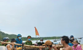 Đà Nẵng ứng phó với mưa lũ trái mùa