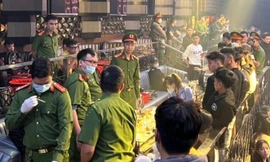 'Đột kích' vũ trường ở Đà Nẵng lúc nửa đêm phát hiện hơn 60 thanh niên phê ma túy