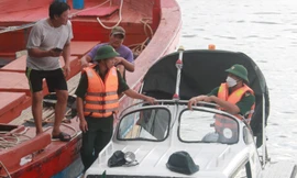 Bộ trưởng Bộ NN&PTNT kiểm tra công tác chống bão Noru tại Đà Nẵng