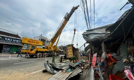 Tai nạn nghiêm trọng ở Quảng Ngãi, xe máy nằm la liệt, 4 người thương vong