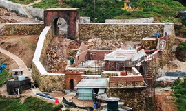 Cận cảnh tôn tạo, phục dựng 'Thiên hạ đệ nhất hùng quan'