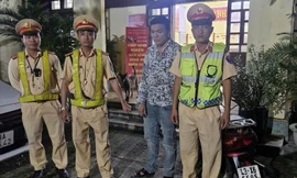 Nổ súng trấn áp kẻ dùng dao tấn công CSGT 