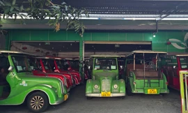 Sợ vi phạm tốc độ, cả trăm xe điện không thể lăn bánh