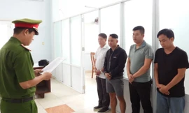 Cảnh sát vây bắt 4 đối tượng trong đường dây cá độ quy mô lớn ở Đà Nẵng