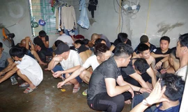 Cận cảnh sới bạc 'khủng' vừa bị công an Hưng Yên triệt phá