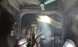 Nhiều tài sản bên trong ngôi nhà bị hư hỏng.