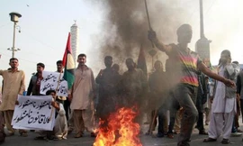 Biểu tình đòi trả tự do cho thủ tướng Pakistan