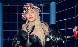 Sự nghiệp của 'Nữ hoàng nhạc Pop' Madonna và sở thích yêu phi công trẻ