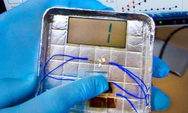 Sản xuất điện từ virus