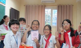 Làm việc lớn với giấy vụn