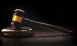 Bệnh viện bị kiện vì rò rỉ ảnh bệnh nhân... móc mắt tự tử