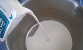 Chất sữa béo ảnh hưởng đến ruột