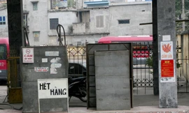 Rút ngắn thời gian quyết định tăng giá xăng dầu để hạn chế tình trạng găm giữ, bán nhỏ giọt. (Ảnh: Văn Điệp/TTXVN)