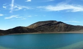 Phát hiện hồ nước tinh khiết gần bằng nước cất