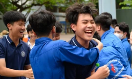 Đề Ngữ văn 'dễ viết', sĩ tử Hà Nội tự tin đạt điểm 8