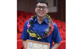 Chàng thủ khoa là TikToker của Đại học Ngoại ngữ Huế