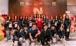 Cơ hội kinh doanh kiếm thêm thu nhập cho sinh viên có nhiều người theo dõi trên mạng xã hội 