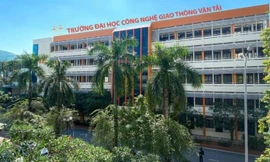 Trường ĐH Công nghệ GTVT mang thông tin tuyển sinh khối Khoa học – Công nghệ đến Ngày hội tuyển sinh