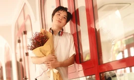 Khối trưởng Ngoại thương mắc dị tật bẩm sinh: Hãy cứ tiến lên phía trước, dám khác biệt để dẫn đầu