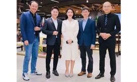 3 nam tác giả sách best-seller cùng xuất hiện trong buổi ra mắt sách Phụ nữ và Tự do