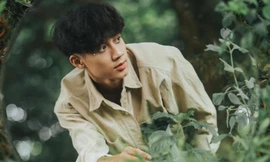 Tân sinh viên Ngoại Thương đỗ 7 trường Đại học gây sốt bởi vẻ ngoài điển trai