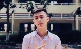 Từ 'chàng shipper quán nước' đến thủ khoa khối C00 tỉnh Bình Thuận