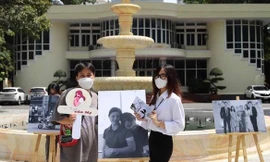 Ấn tượng triển lãm ảnh về mẹ của sinh viên Báo chí