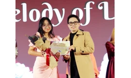 Nữ sinh năm nhất Học viện Ngoại giao là Quán quân Melody of Life 2022