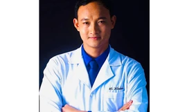 Bác sĩ nổi tiếng trên mạng xã hội Trần Quốc Khánh căn dặn sĩ tử trước 'giờ G'