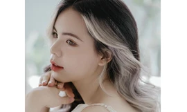 Nữ sinh Trường Kinh tế Quốc dân biết chơi đàn Violin và cưỡi ngựa