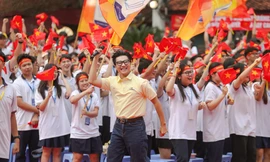 Nguyên Phú giành ngôi Á quân Đường lên đỉnh Olympia năm 2024, điểm cầu Hà Nội vỡ oà cảm xúc