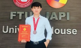 Nam sinh Đại học Ngoại Thương xuất sắc và hành trình chinh phục tri thức không ngừng nghỉ
