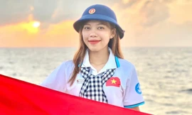 Nữ sinh Vĩnh Long 'cháy hết mình' với hoạt động Đoàn - Hội