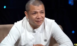 Showbiz: Diễn viên 'Người phán xử' làm lơ xe kiếm sống