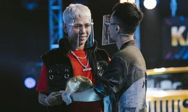 Thí sinh tạo nên 'địa chấn' Rap Việt khi hát trên nền bài Kiếp Đỏ Đen