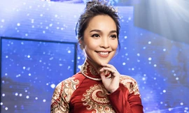 Hiền Thục khoe vòng eo con kiến, nhan sắc 'hack tuổi' khi diện áo dài xuân