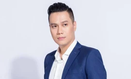 Việt Anh nói lời yêu thương với con gái hơn 10 năm chưa gặp