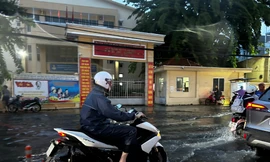 TPHCM và Nam bộ mưa lớn trên diện rộng