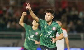 Lee Nguyễn chói sáng, CLB TPHCM nắm tay SHB.Đà Nẵng trụ hạng