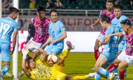 HLV Phùng Thanh Phương: 'Tôi vui với biệt danh Vua sân nhà'