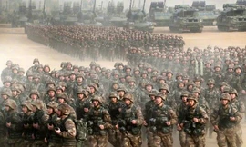 Năm 2019, quân đội Trung Quốc ưu tiên nhiệm vụ chuẩn bị cho chiến tranh. (Ảnh: Xinhua)