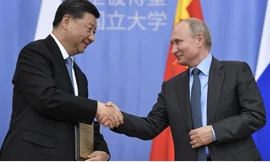Chủ tịch Trung Quốc Tập Cận Bình và Tổng thống Nga Vladimir Putin. (Ảnh: Getty)